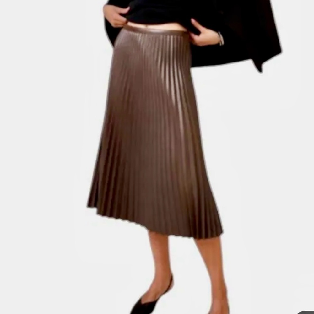 Vegan Leather Pleated Skirt -Banana Republic